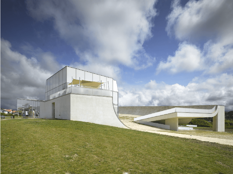 architecture insolite cite de l'océan pays Basque biarritz