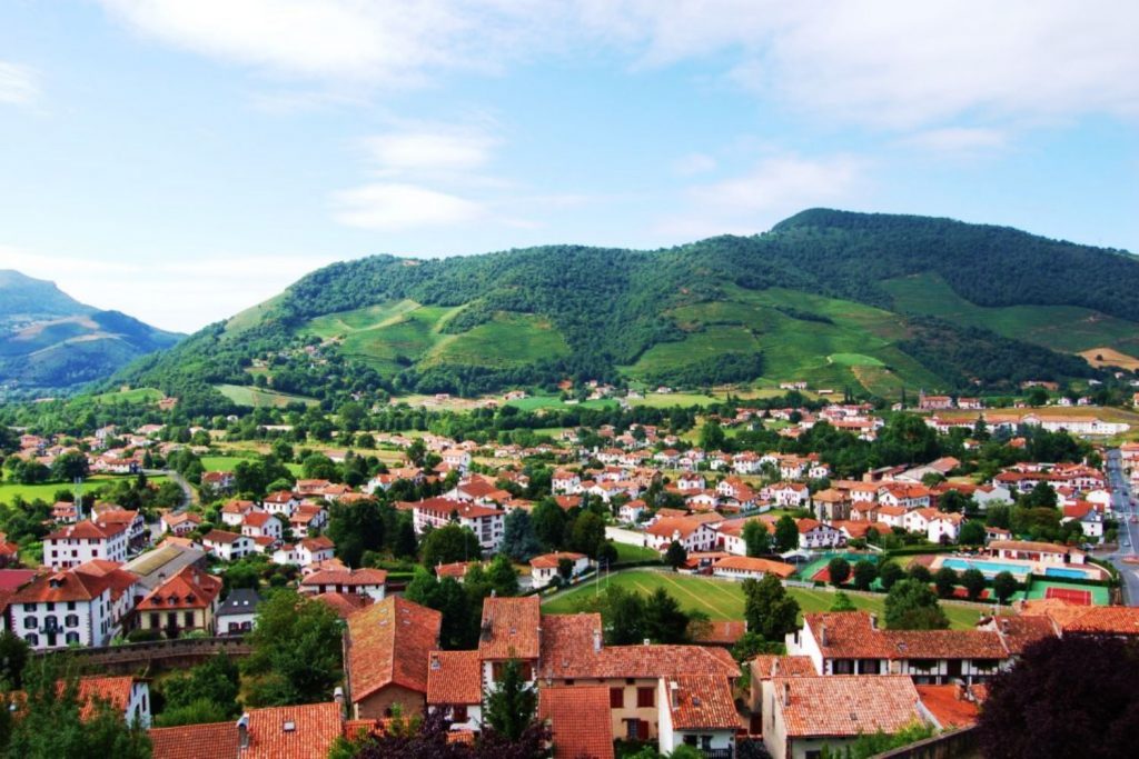location vacances pays basque plus beaux villages saint jean pied de port